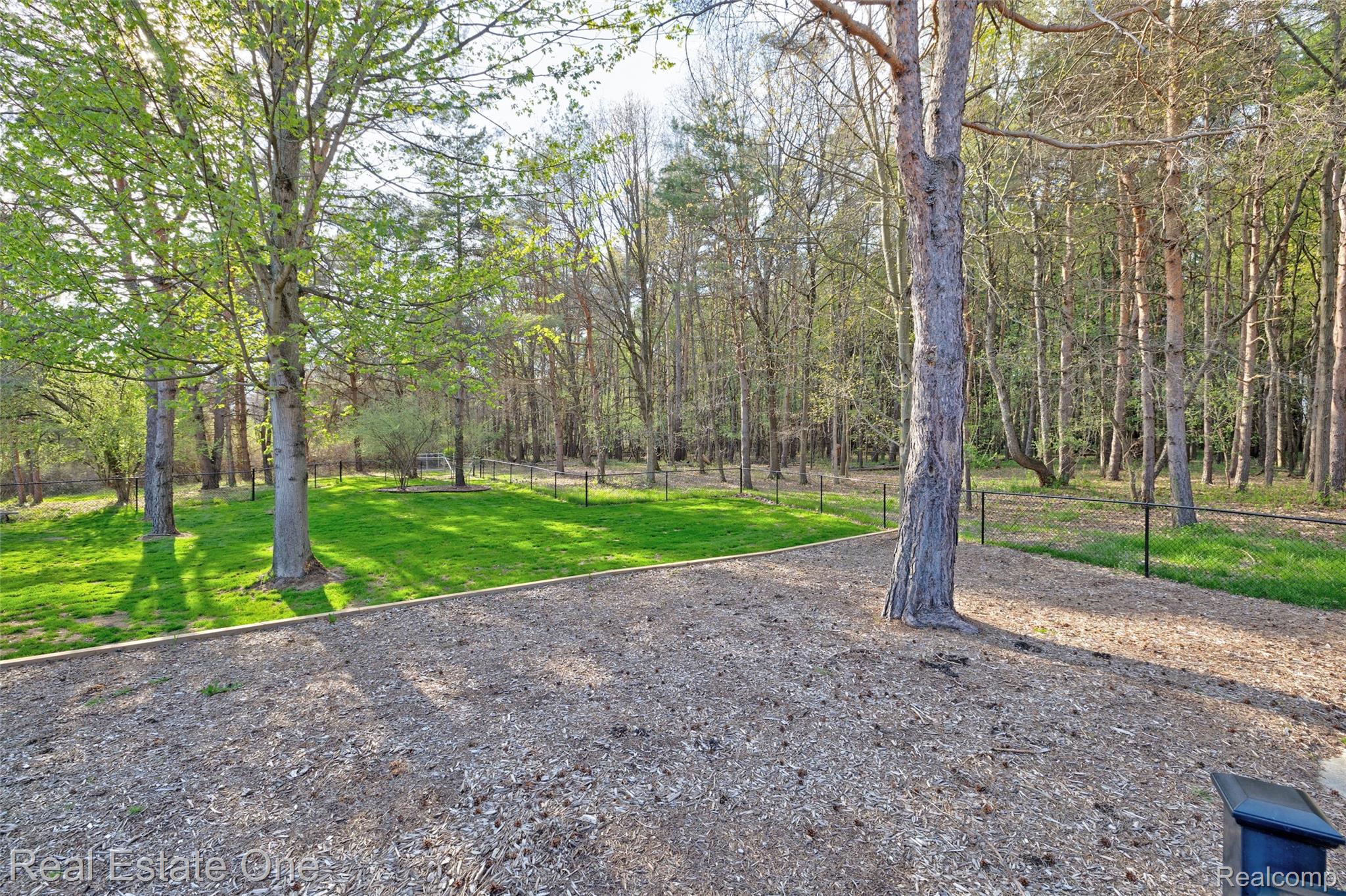 4340 Lahring Road Holly, MI 48442 - Photo 70 of 89 40) Back Deck View.jpg