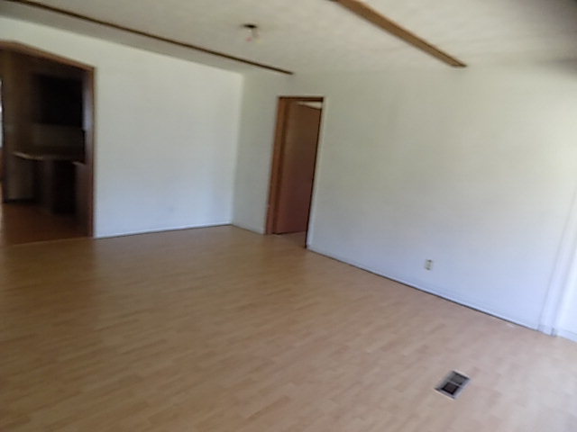 3294 South Lizella Road Lizella, GA 31052 - Photo 14 of 17 a view of an empty room