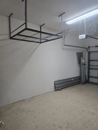 $2,100 | 6978 Holly Heath Drive, Riverview, FL 33578