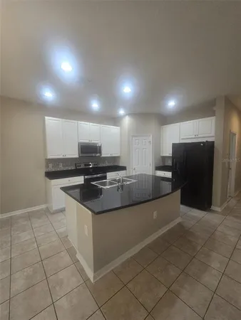 $2,100 | 6978 Holly Heath Drive, Riverview, FL 33578