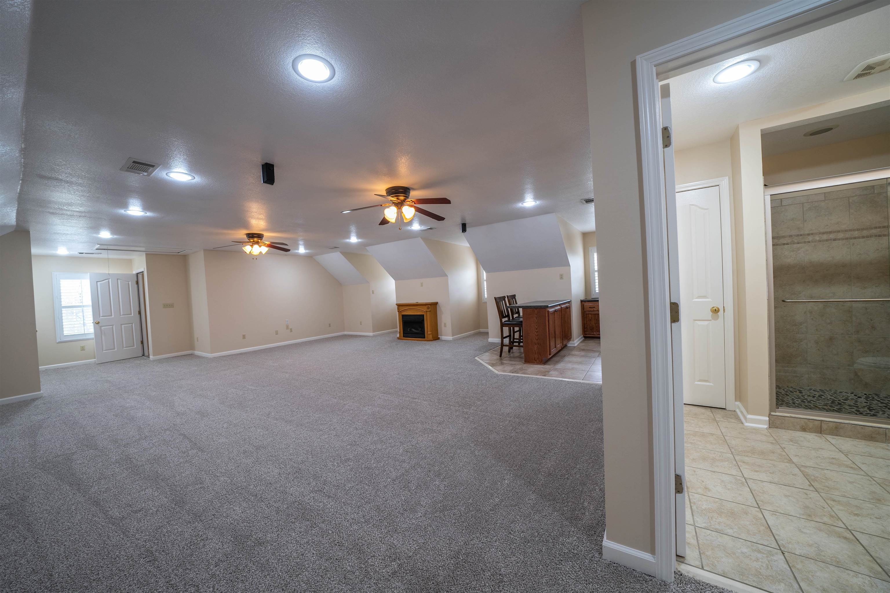 3740 Charles Bartlett Road Millington, TN 38053 - Photo 33 of 36 a view of a room with a chandelier