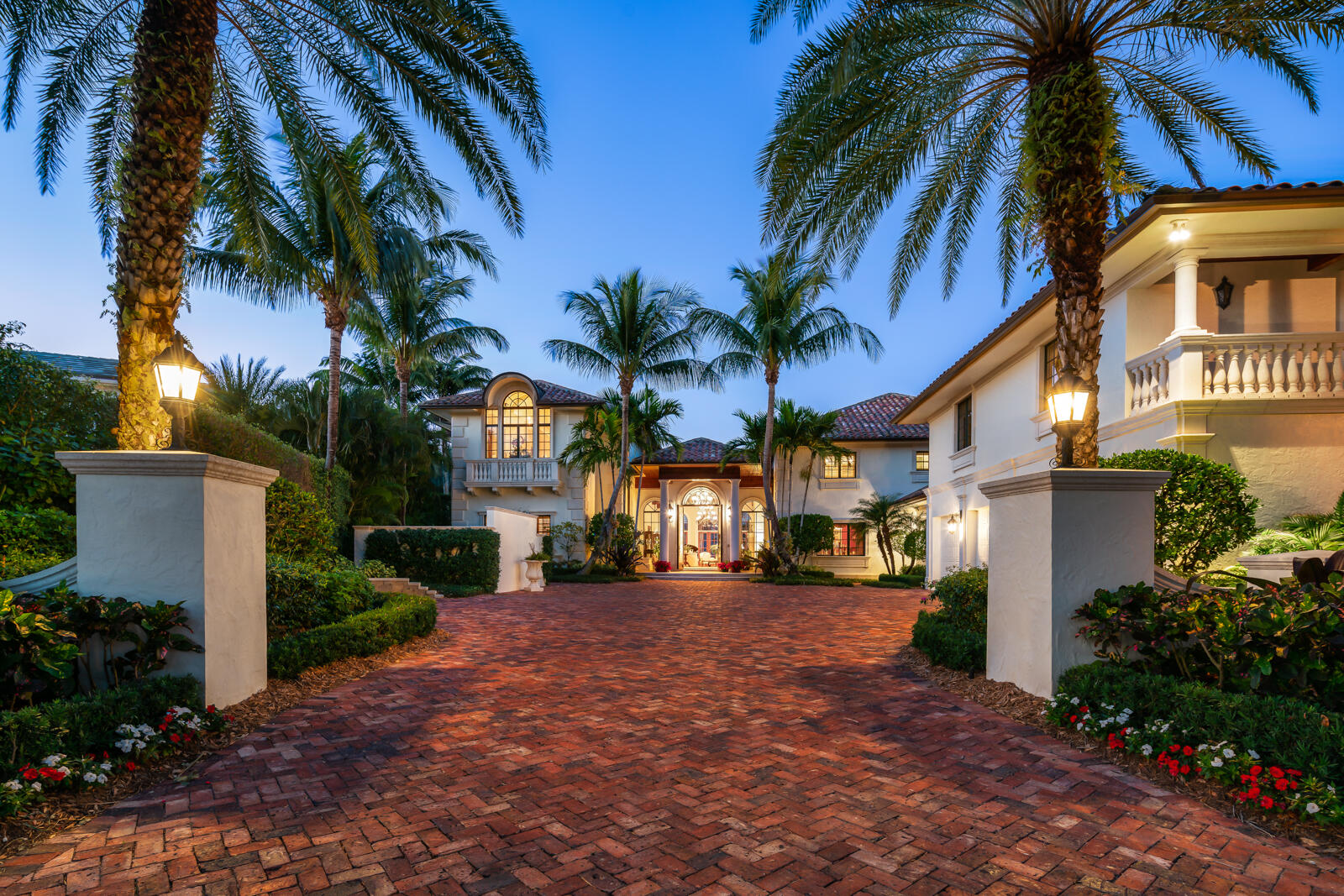 107 Schooner Lane Jupiter, FL 33477 - Photo 2 of 56 Front