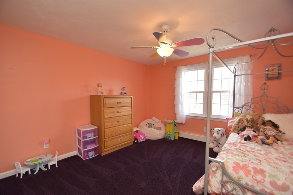 124 Planting Field Road Marshfield, MA 02050 - Photo 13 of 20 Gallery Image 13