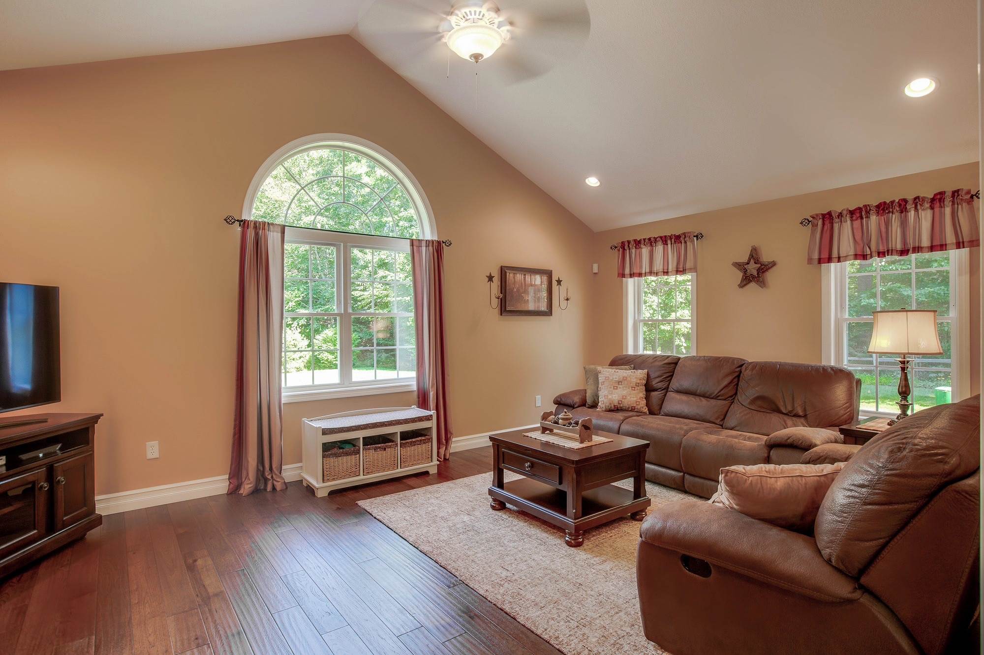 588 Bedford Road New Boston, NH 03070 - Photo 11 of 36