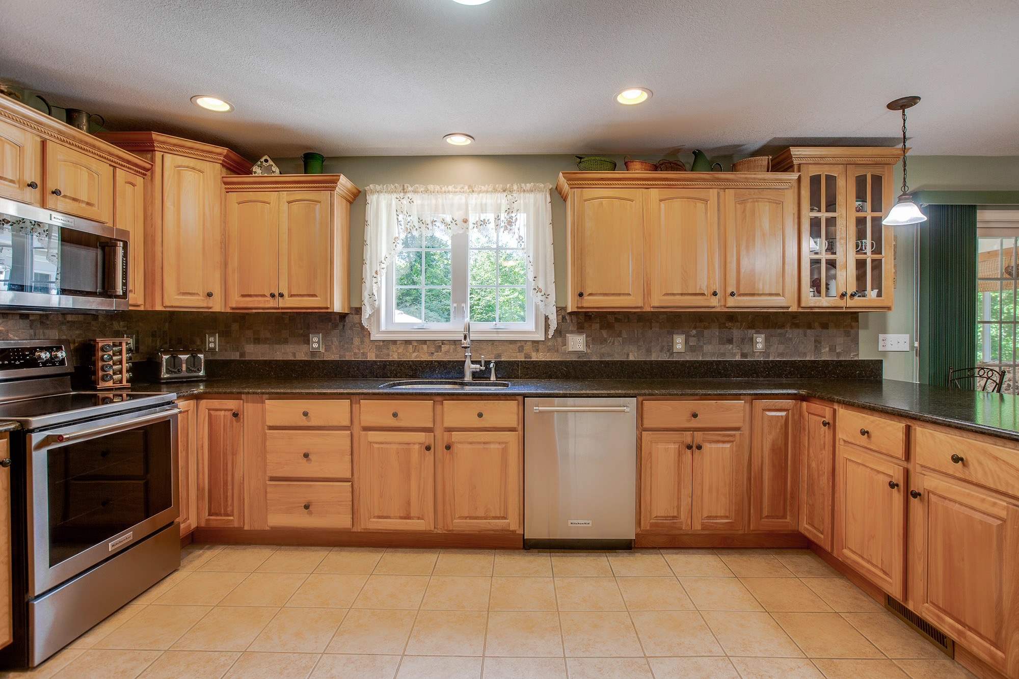 588 Bedford Road New Boston, NH 03070 - Photo 17 of 36