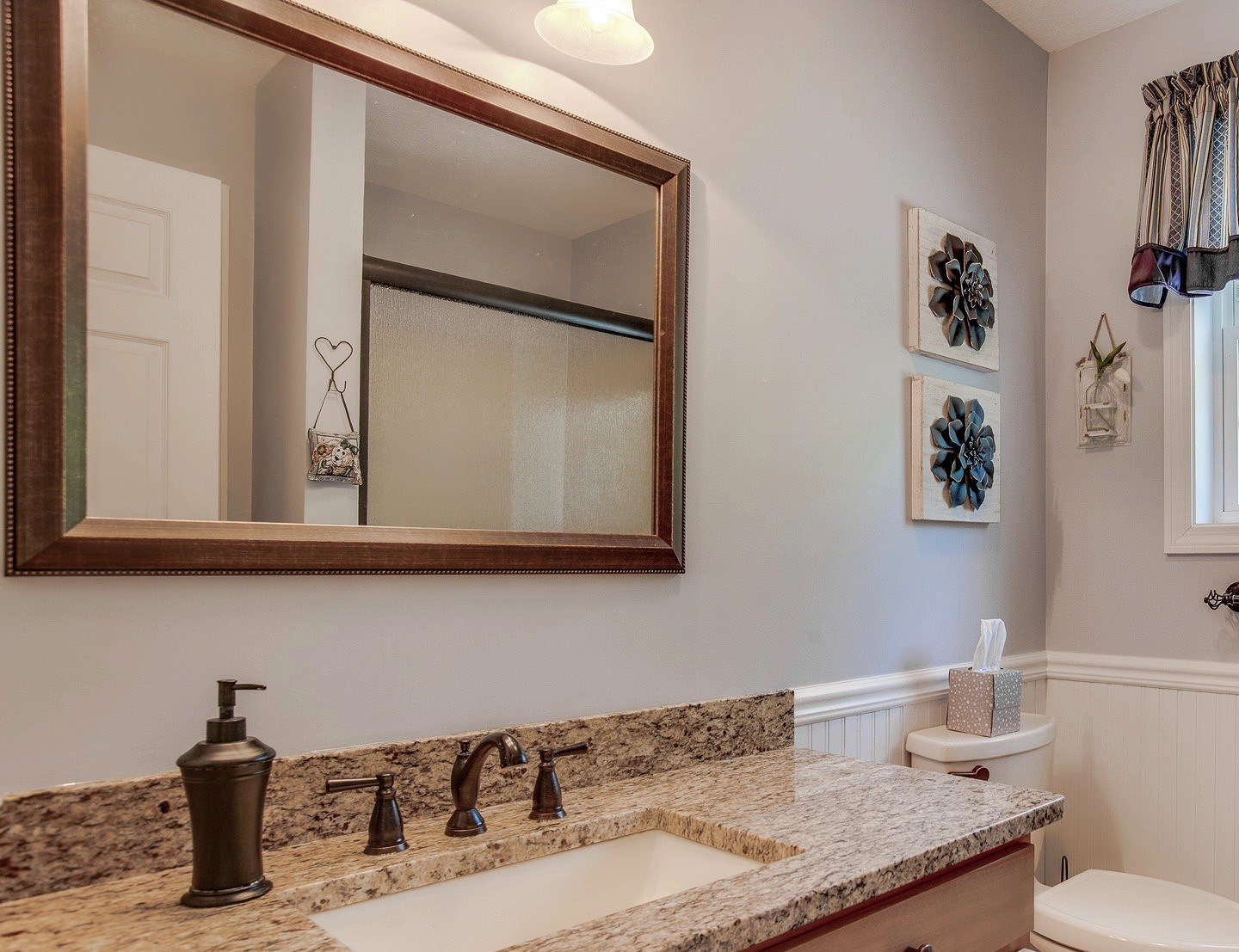 588 Bedford Road New Boston, NH 03070 - Photo 25 of 36