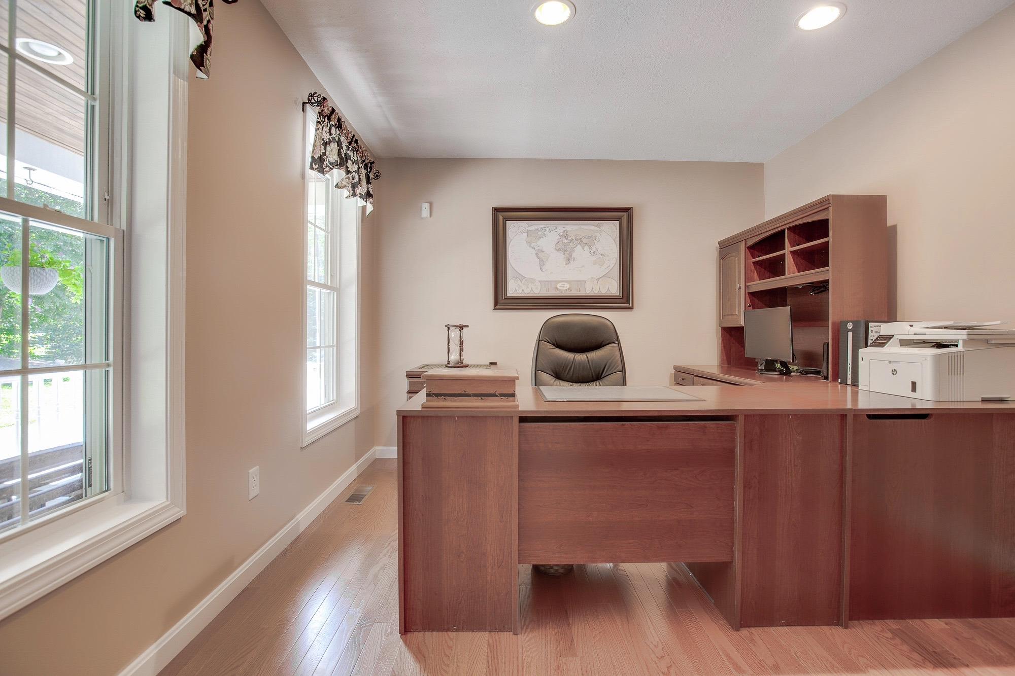 588 Bedford Road New Boston, NH 03070 - Photo 10 of 36