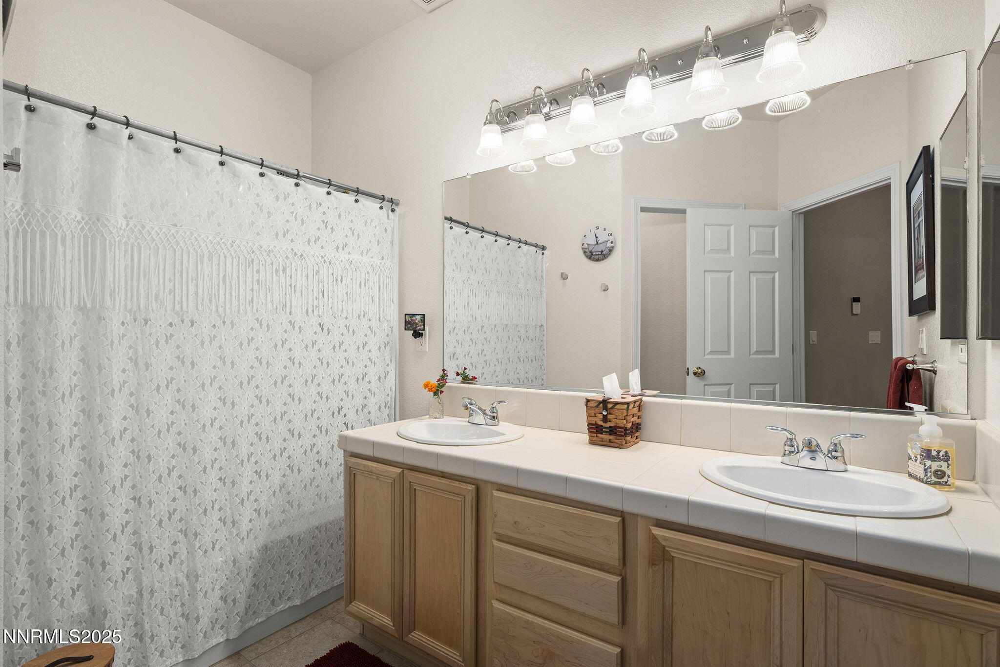 3226 Banestone Road Sparks, NV 89436 - Photo 30 of 45 26-web-or-mls-_DSC2324