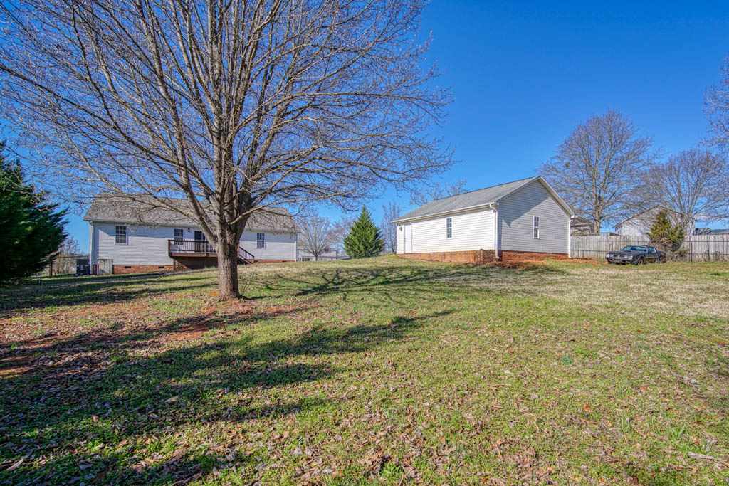206 Cooleys Crest Lane Inman, SC 29349 - Photo 27 of 36 Gallery Image 27