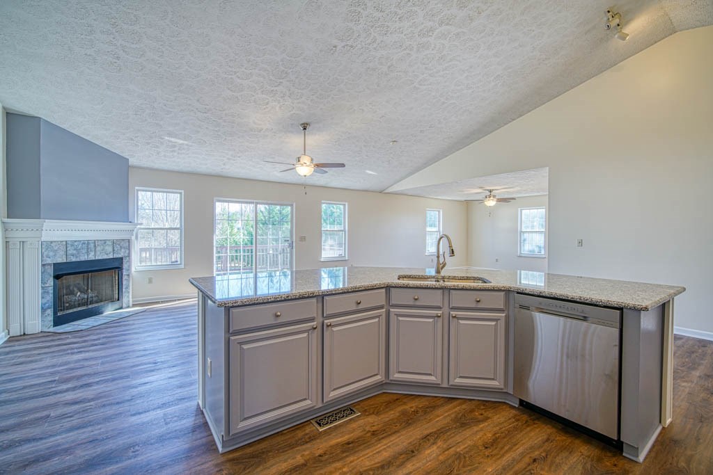 206 Cooleys Crest Lane Inman, SC 29349 - Photo 8 of 36 Gallery Image 8