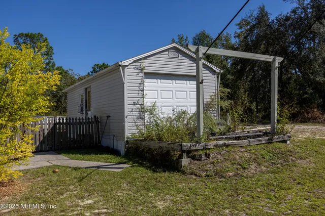 $220,000 | 11071 Northeast 78th Terrace, Bronson, FL 32621