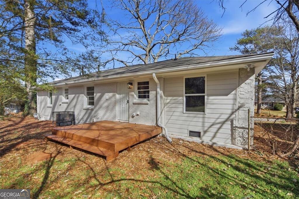 2283 Scotty Circle Decatur, GA 30032 - Photo 4 of 24