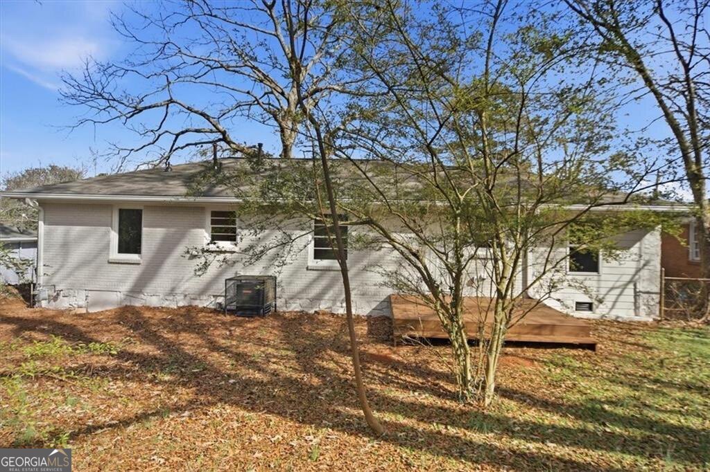 2283 Scotty Circle Decatur, GA 30032 - Photo 5 of 24