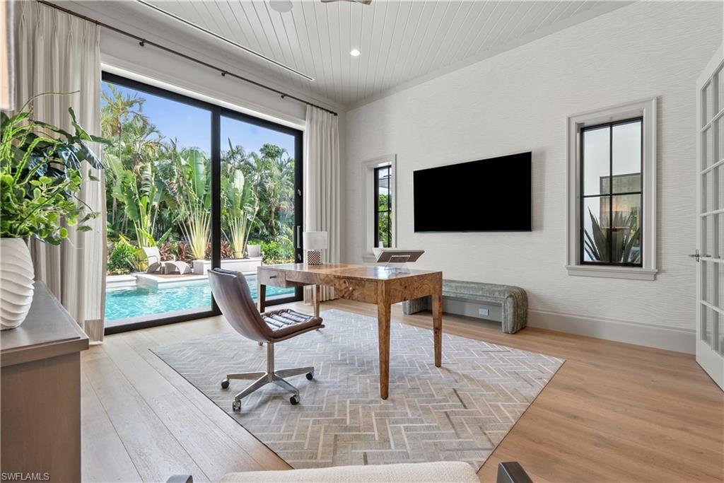 515 Murex Drive Naples, FL 34102 - Photo 18 of 28