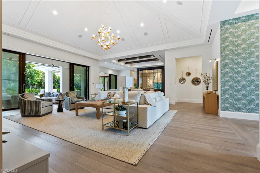 515 Murex Drive Naples, FL 34102 - Photo 3 of 28