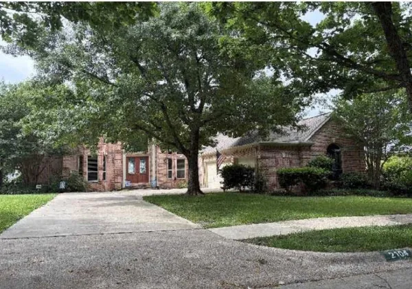 $775,000 | 2104 Mossy Oak Drive, Irving, TX 75063