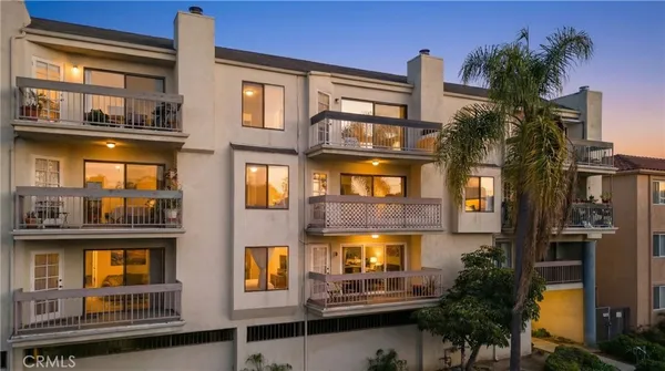 $504,900 | 1360 Redondo Avenue, Unit 102, Long Beach, CA 90804