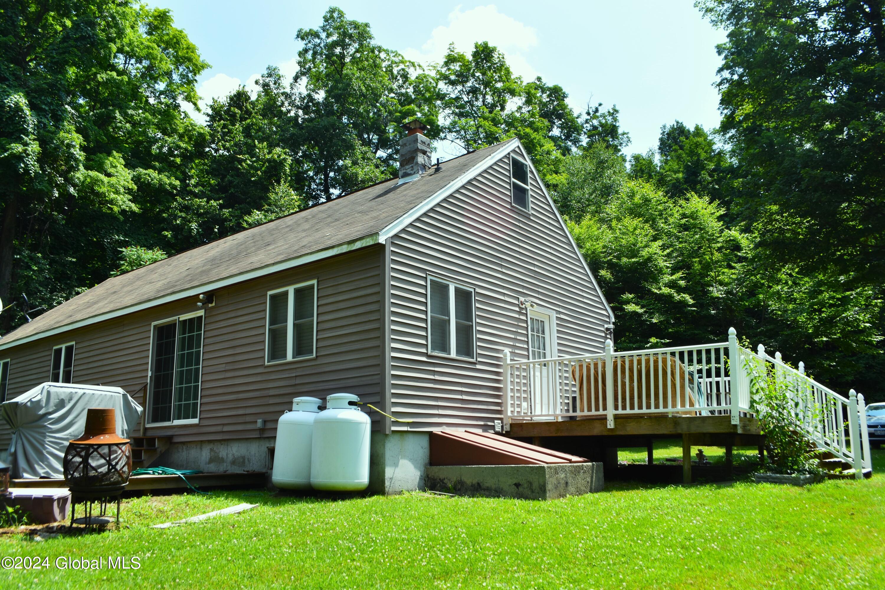 153 Wood Road Easton, NY 12154 - Photo 12 of 29 DSC_0020