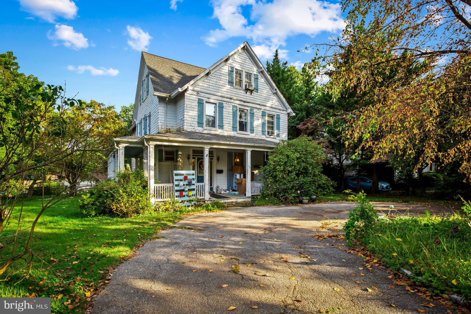 29 North Rolling Road Catonsville, MD 21228 - Photo 1 of 33 Gallery Image 1