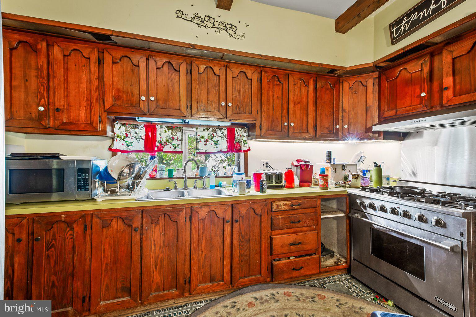 29 North Rolling Road Catonsville, MD 21228 - Photo 11 of 33 Gallery Image 11