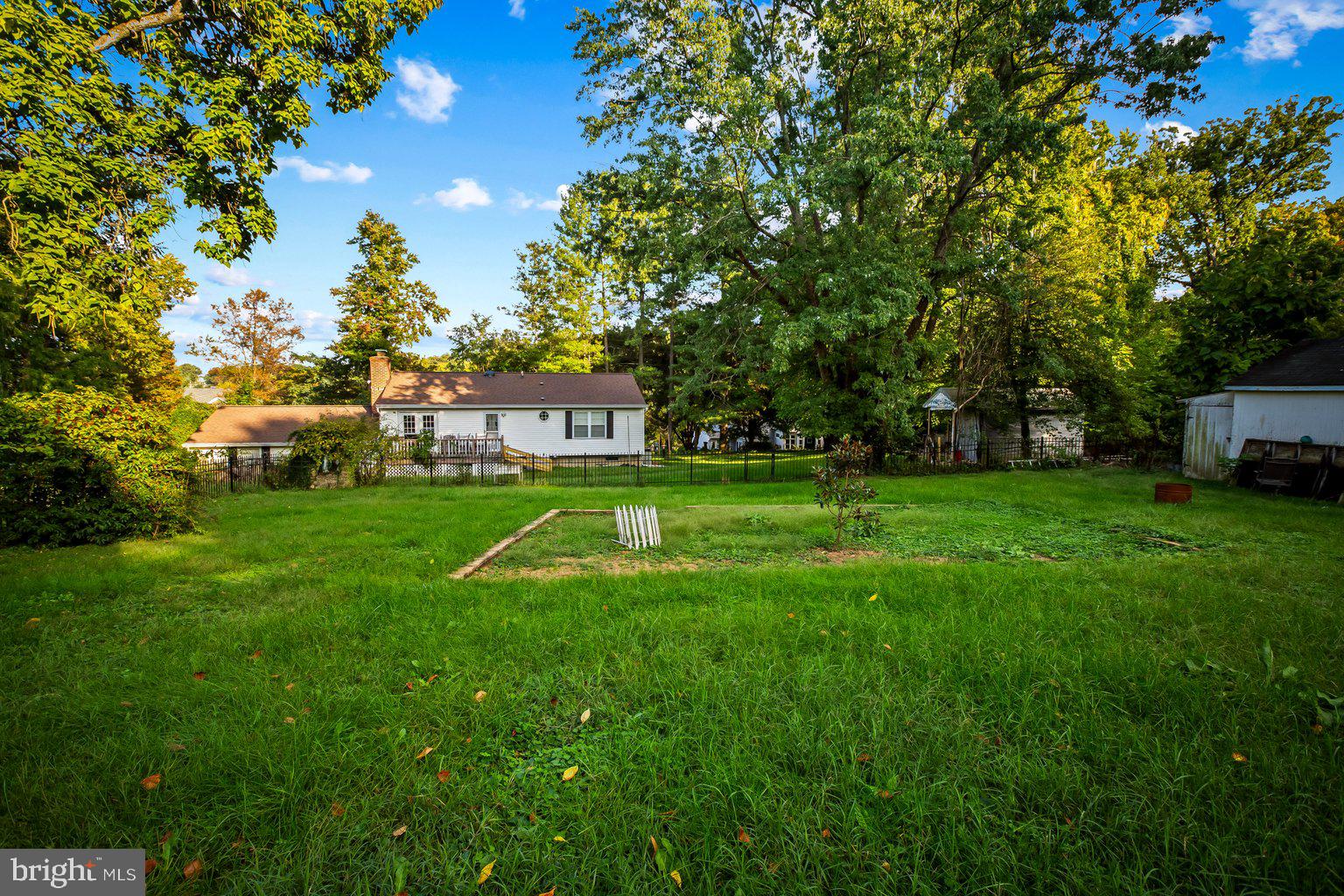 29 North Rolling Road Catonsville, MD 21228 - Photo 28 of 33 Gallery Image 28