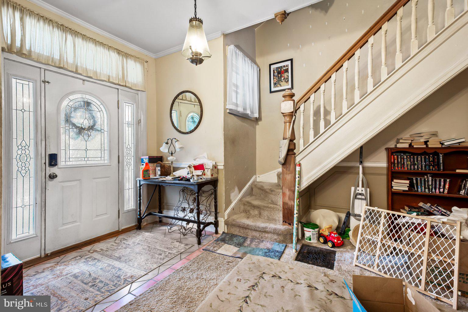 29 North Rolling Road Catonsville, MD 21228 - Photo 5 of 33 Gallery Image 5