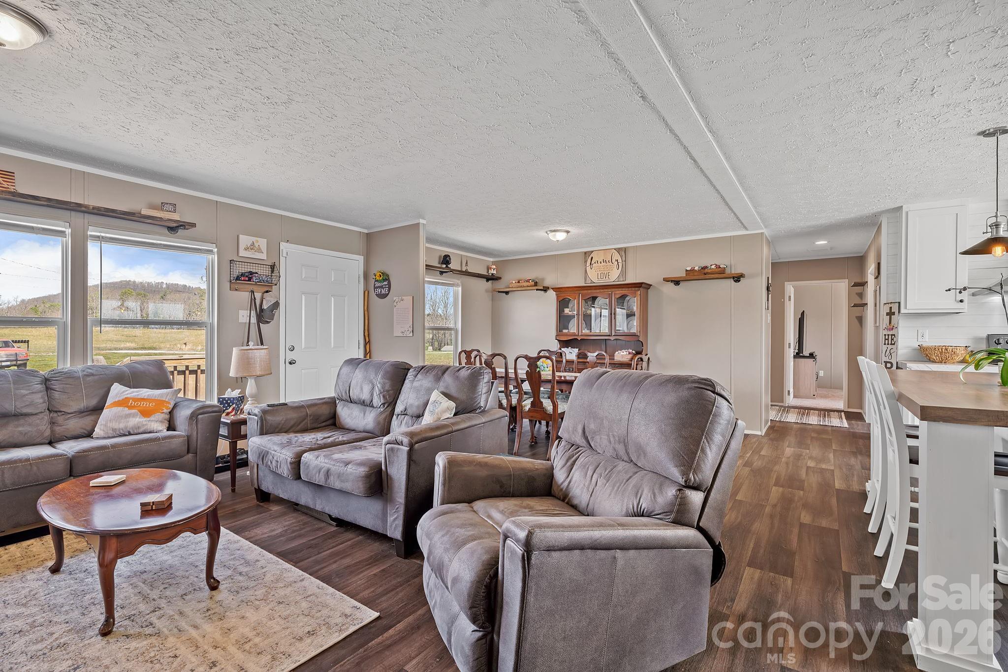 59 Alberto Way Hendersonville, NC 28792 - Photo 5 of 27