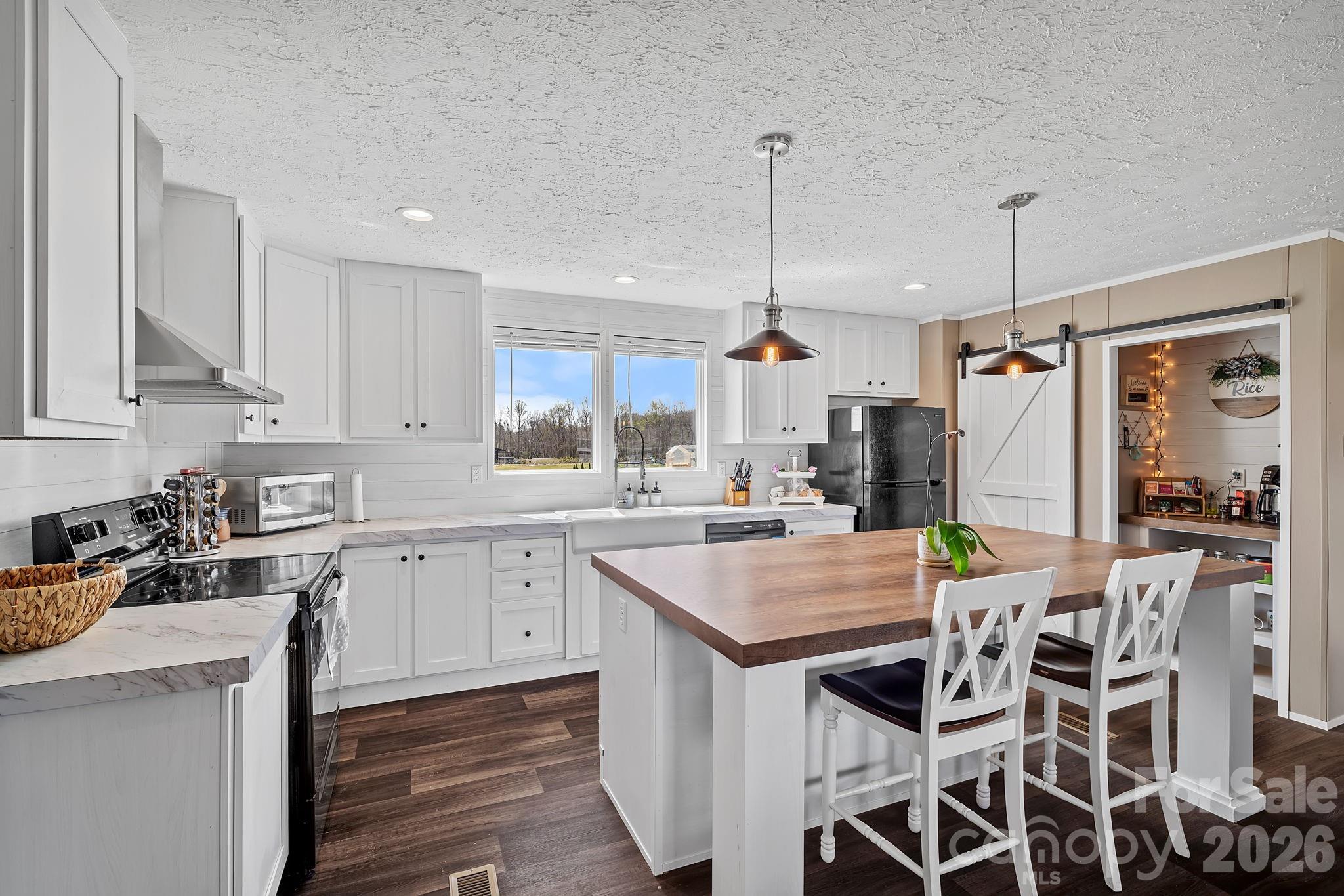 59 Alberto Way Hendersonville, NC 28792 - Photo 7 of 27