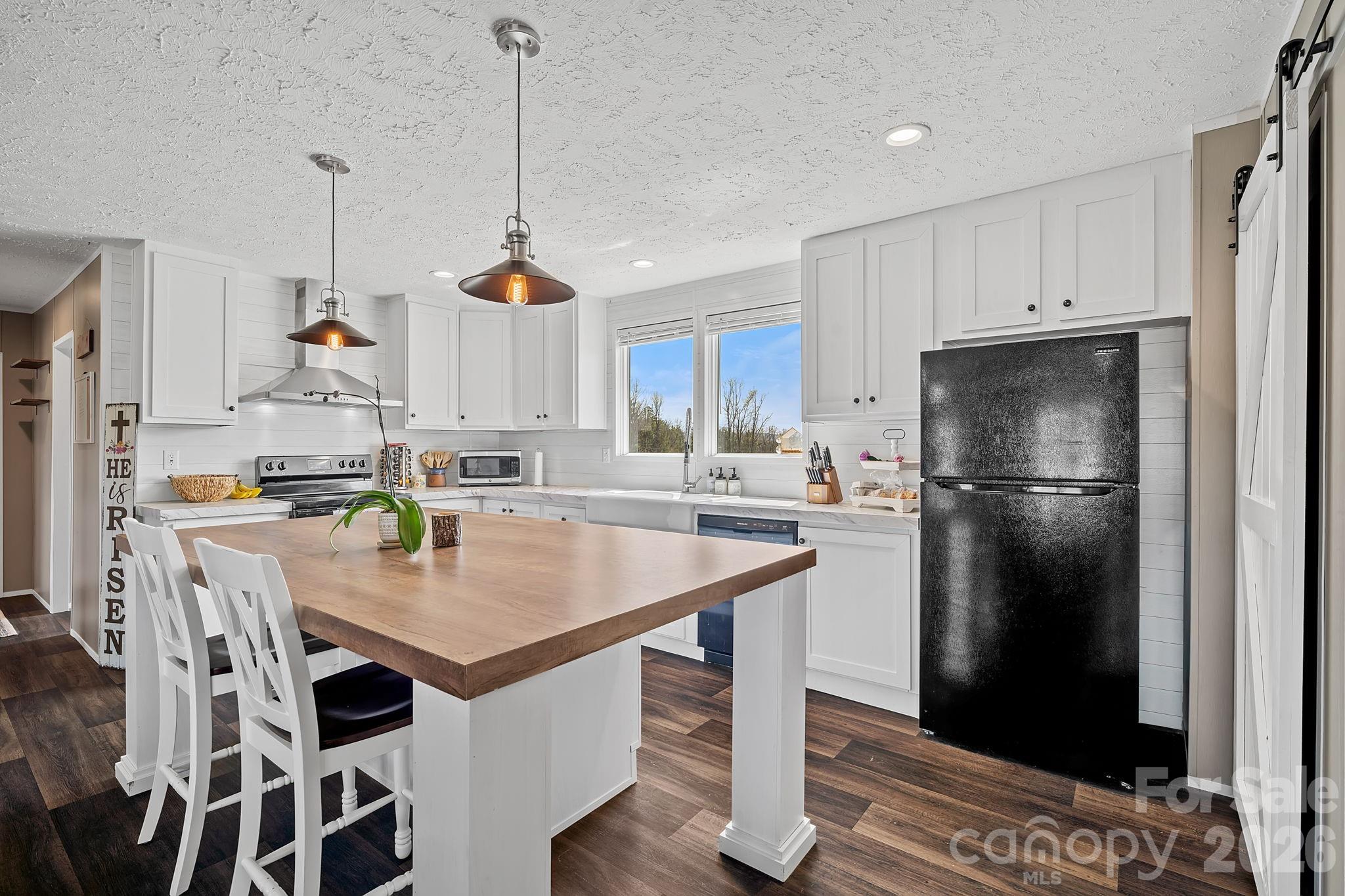 59 Alberto Way Hendersonville, NC 28792 - Photo 10 of 27