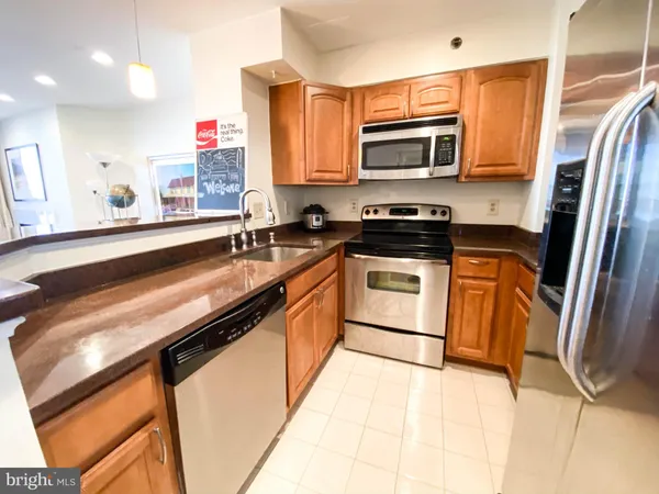 $2,900 | 1230 23rd Street Northwest, Unit 902, Washington, DC 20037