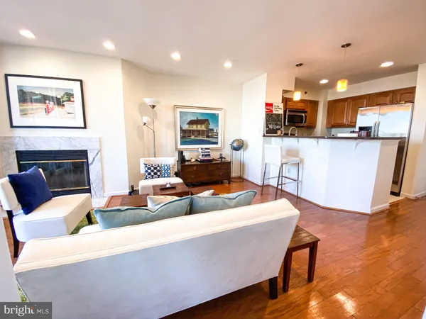 $2,900 | 1230 23rd Street Northwest, Unit 902, Washington, DC 20037