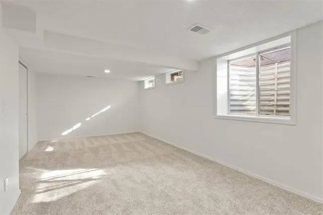 $525,000 | 8512 West 98th Street, Overland Park, KS 66212