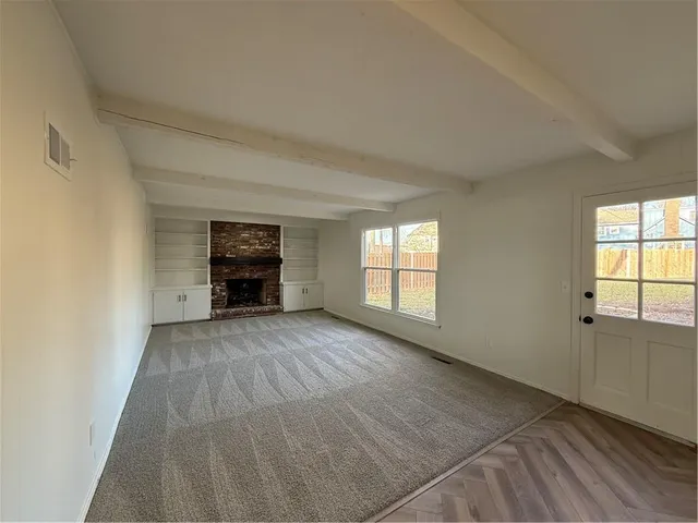 $525,000 | 8512 West 98th Street, Overland Park, KS 66212