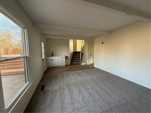 $525,000 | 8512 West 98th Street, Overland Park, KS 66212