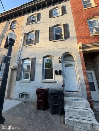 $1,150 | 715 West 8th Street, Wilmington, DE 19801