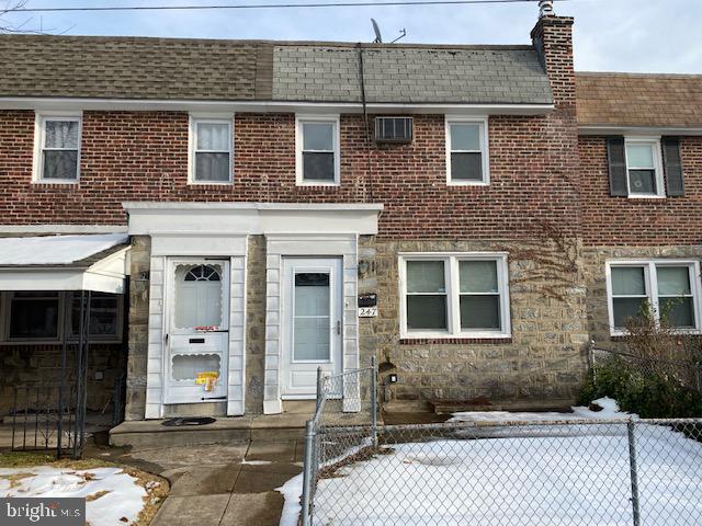 247 Glendale Road Upper Darby, PA 19082 - Photo 1 of 22