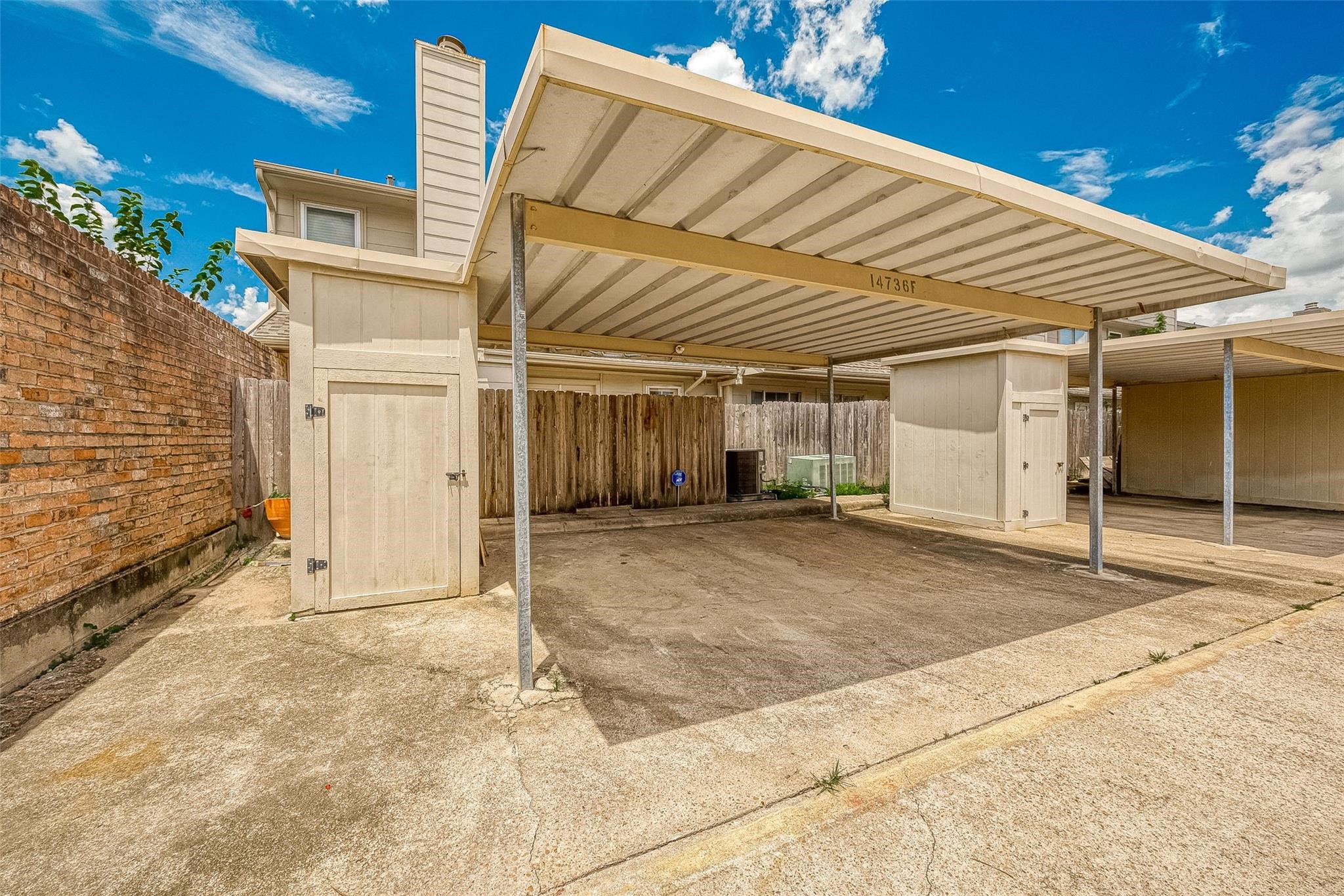 14736 Perthshire Road, Unit F Houston, TX 77079 - Photo 27 of 27