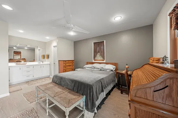 $795,000 | 123 West Northridge Dr Mountain, Mountain Home, TX 78058