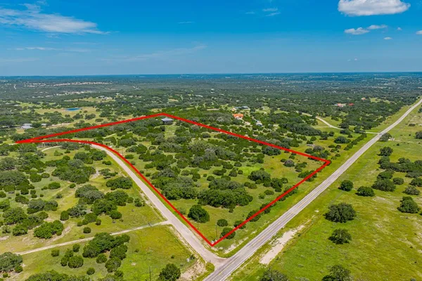 $795,000 | 123 West Northridge Dr Mountain, Mountain Home, TX 78058