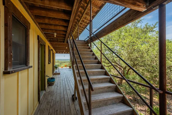 $795,000 | 123 West Northridge Dr Mountain, Mountain Home, TX 78058