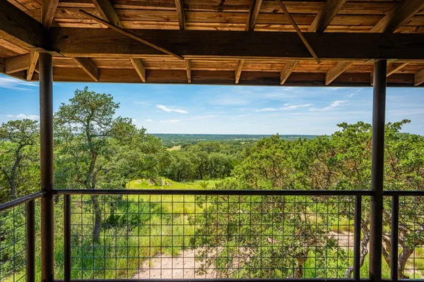 $795,000 | 123 West Northridge Dr Mountain, Mountain Home, TX 78058