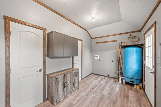 $795,000 | 123 West Northridge Dr Mountain, Mountain Home, TX 78058