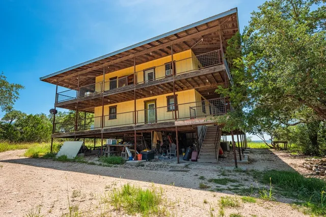 $795,000 | 123 West Northridge Dr Mountain, Mountain Home, TX 78058