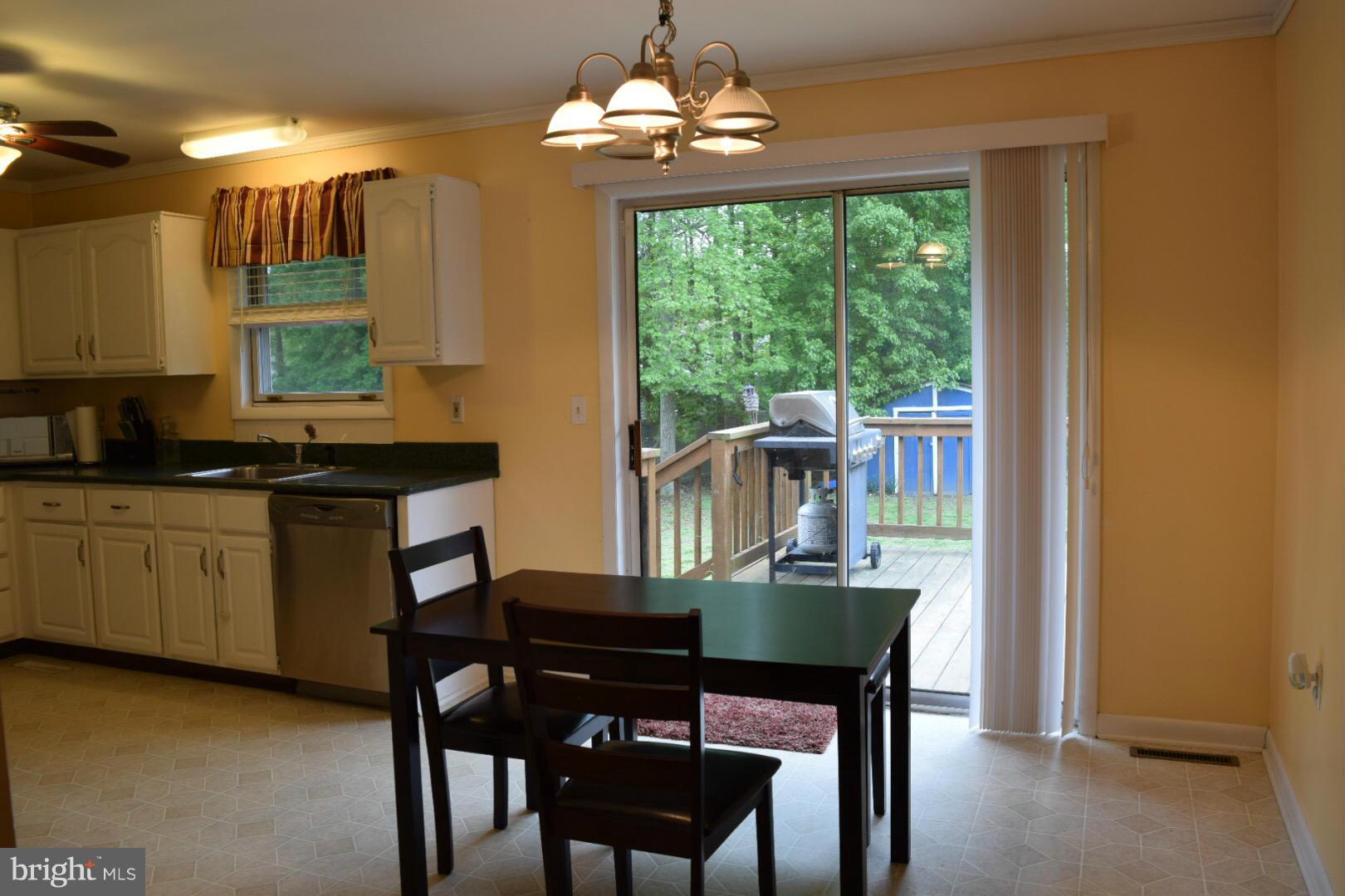 628 Romancoke Road Stevensville, MD 21666 - Photo 3 of 19 Kitchen