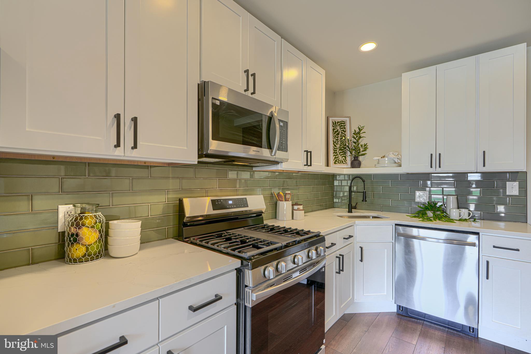 3523 Roland Avenue Baltimore, MD 21211 - Photo 14 of 43 Gallery Image 14