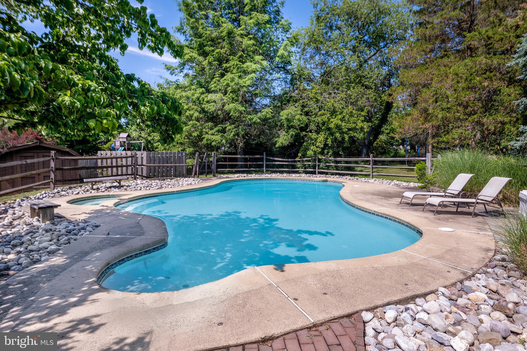 605 Scotch Road Pennington, NJ 08534 - Photo 22 of 30