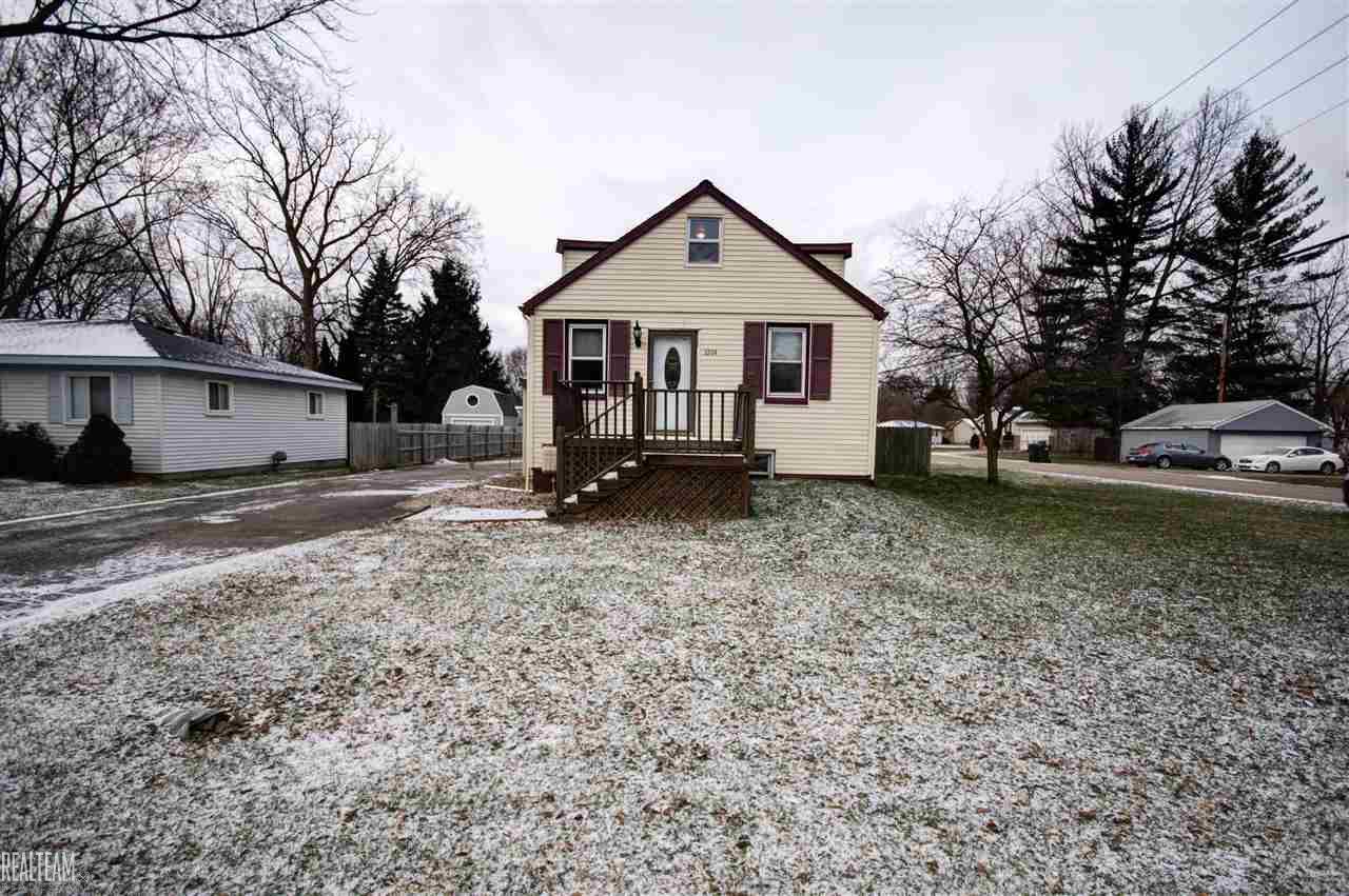 3264 Gerald Avenue Rochester, MI 48307 - Photo 1 of 25 31310271.JPG