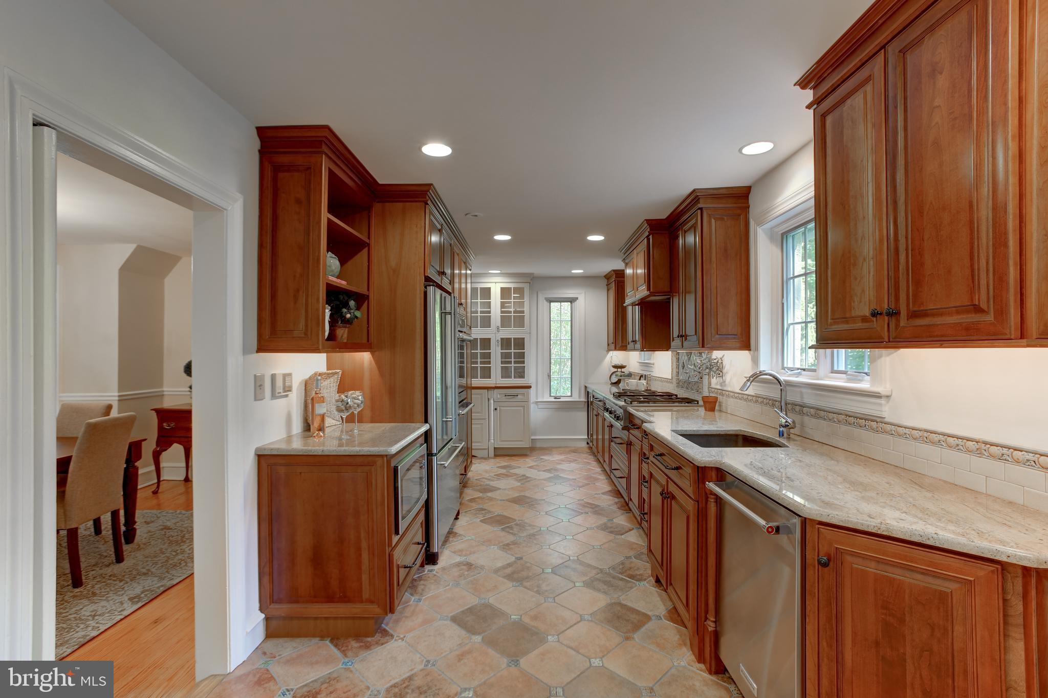 3 Church Road Wallingford, PA 19086 - Photo 17 of 41 Gourmet Kitchen