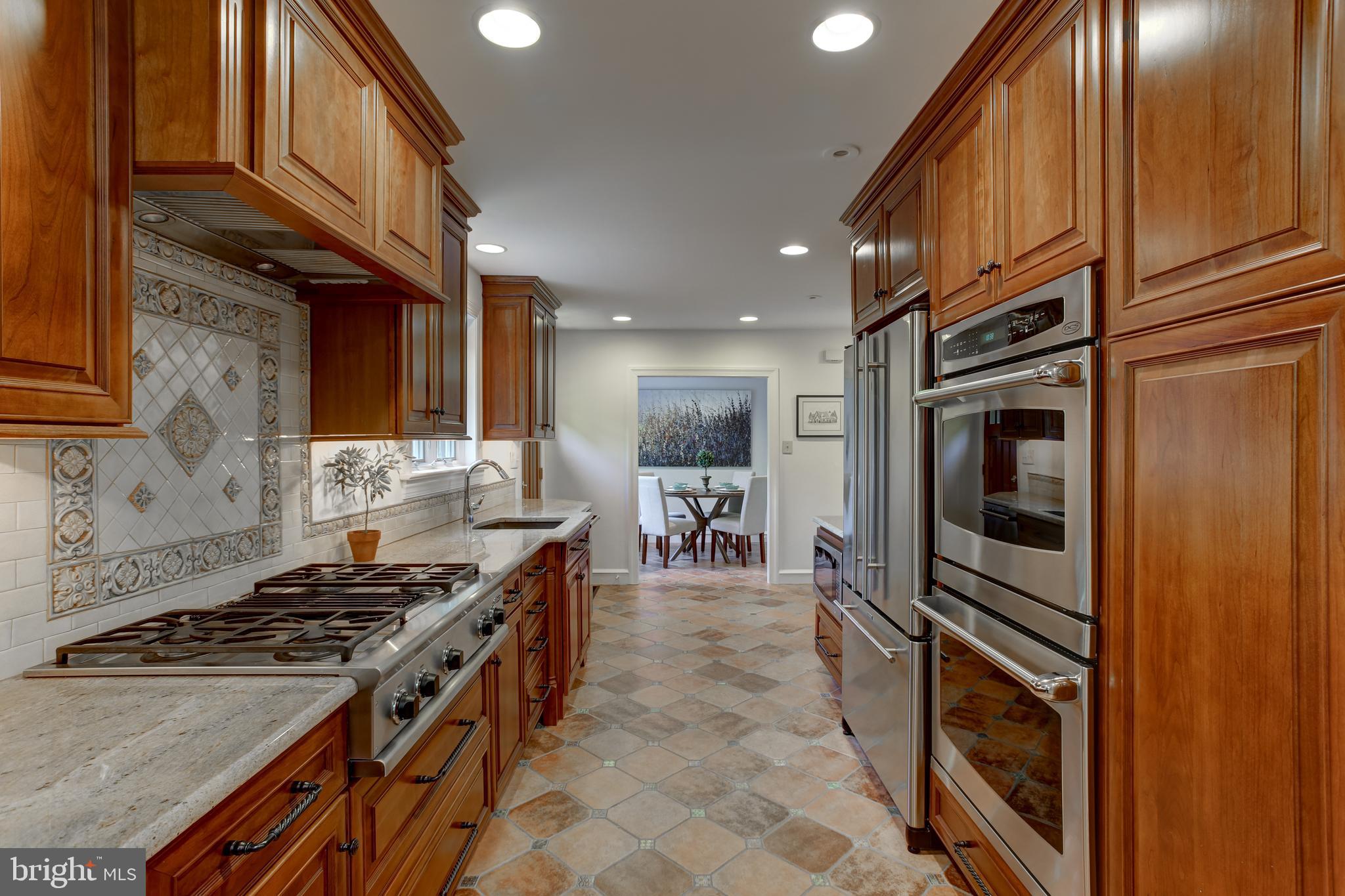 3 Church Road Wallingford, PA 19086 - Photo 18 of 41 Kitchen with Breakfast Room