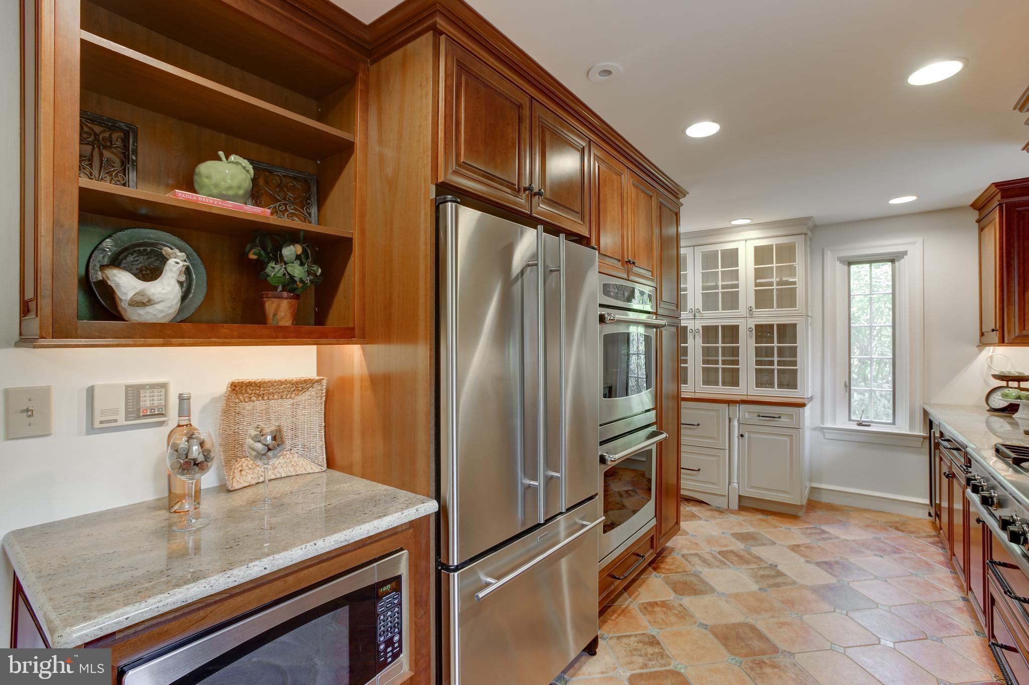 3 Church Road Wallingford, PA 19086 - Photo 19 of 41 Kitchen with Coffee Station and Microwave